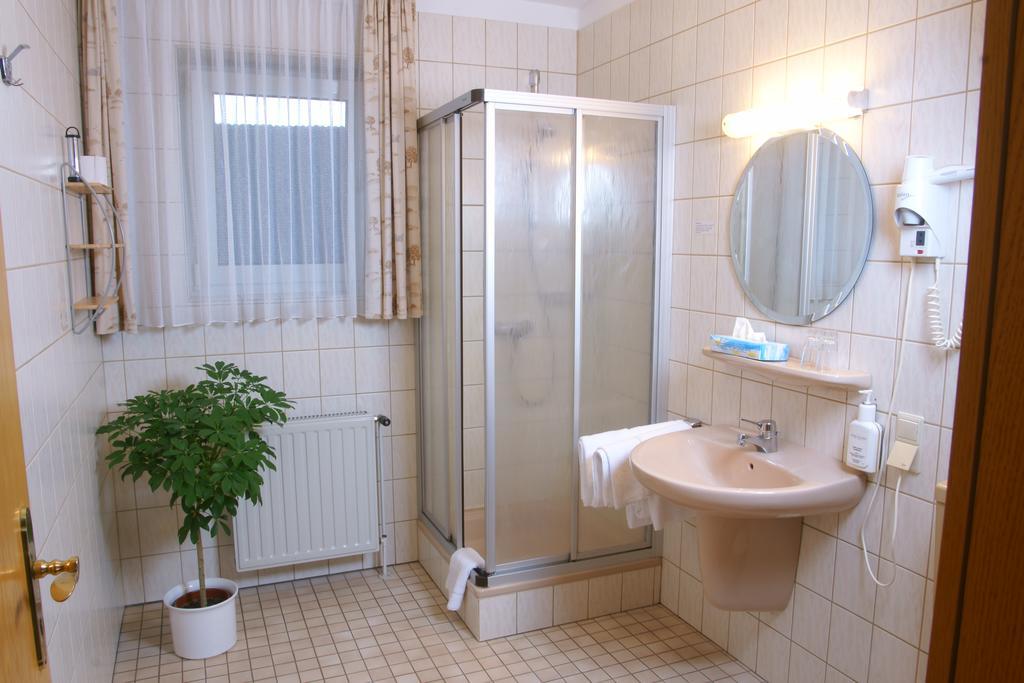 Roehrs Gasthof Sottrum Dış mekan fotoğraf